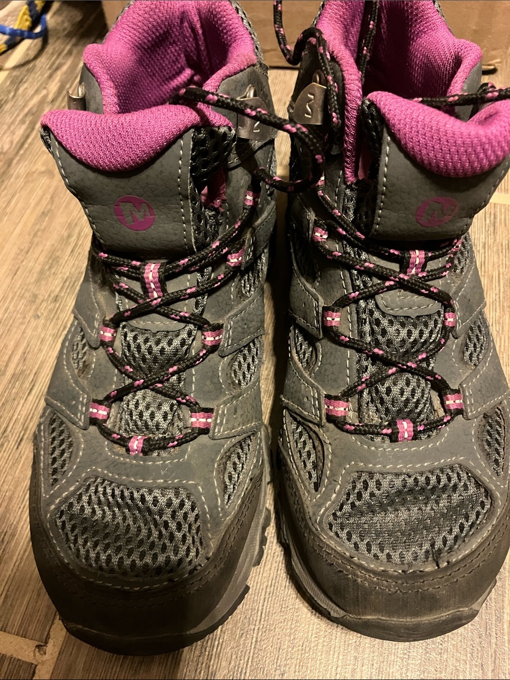 Merrell Moab 3 Mid MK165703 Kids US 3 Hiking Boot Granite Berry Lace Up Boot - Picture 2 of 8